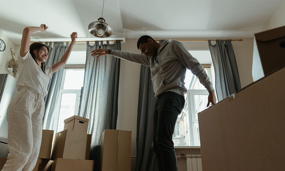 Zoom Removals zoom-furniture-removals-hero-05